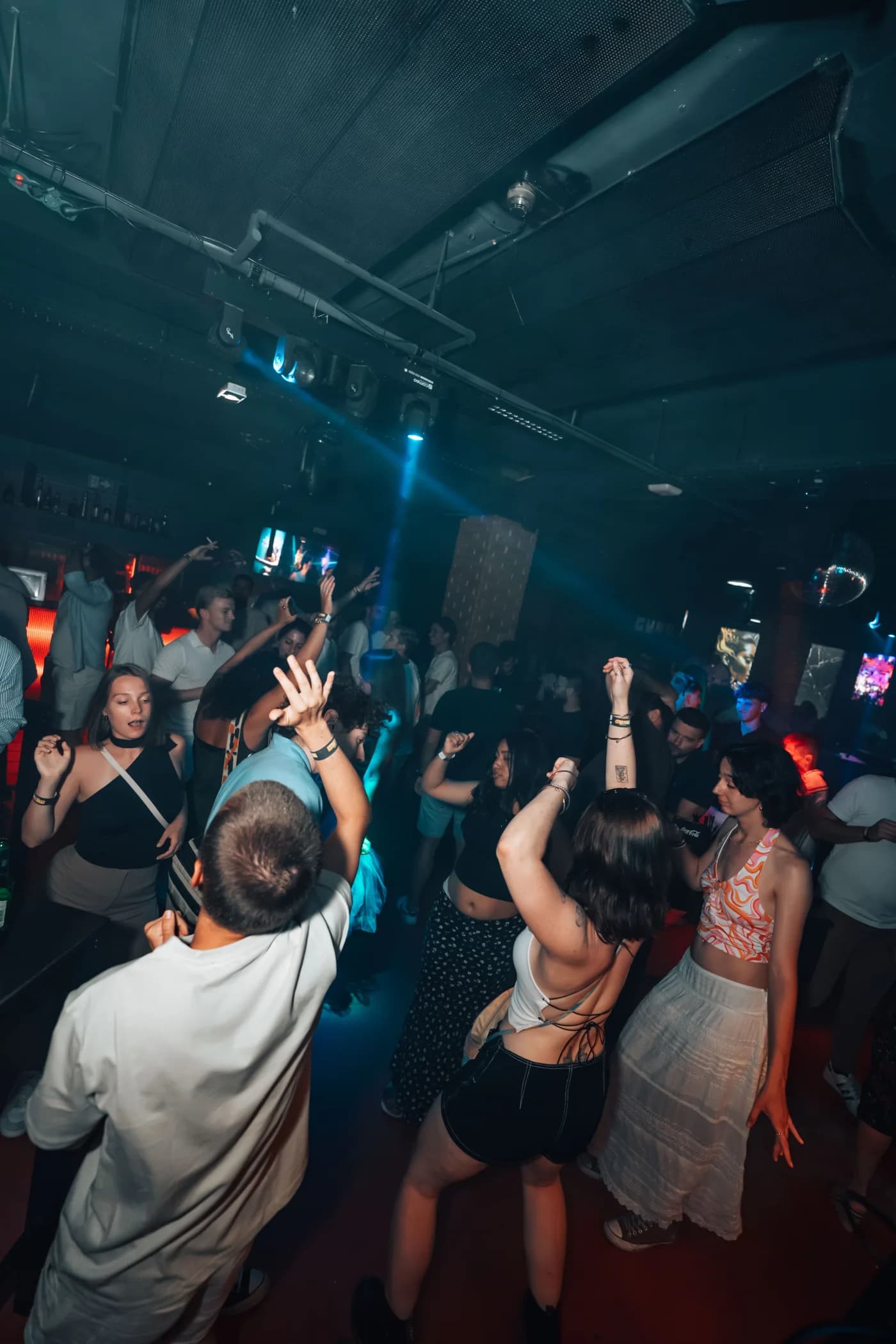 CLUB NIGHTS photo 7
