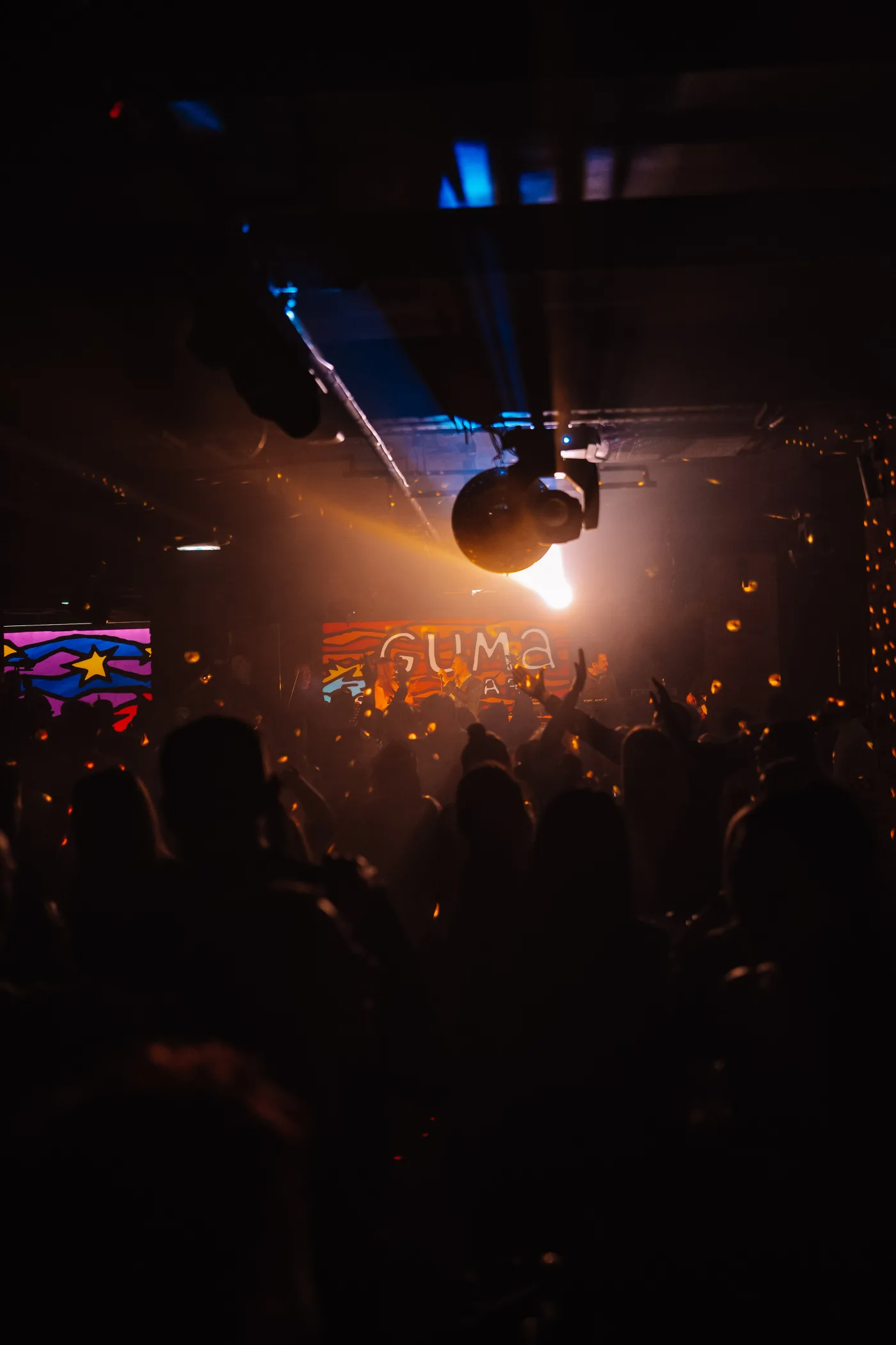 SANDI CENOV LIVE photo 5